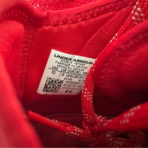 Under Armour Red and Silver Cleats Size 10 Men - Picture 2 of 13